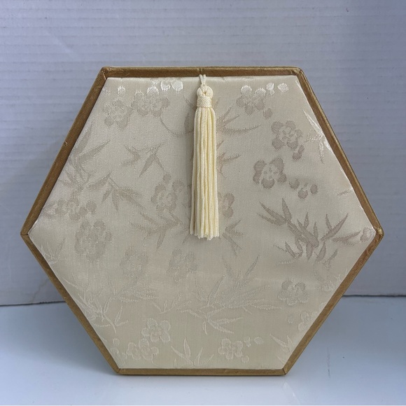 Gold fabric hexagon keepsake box - Picture 2 of 14